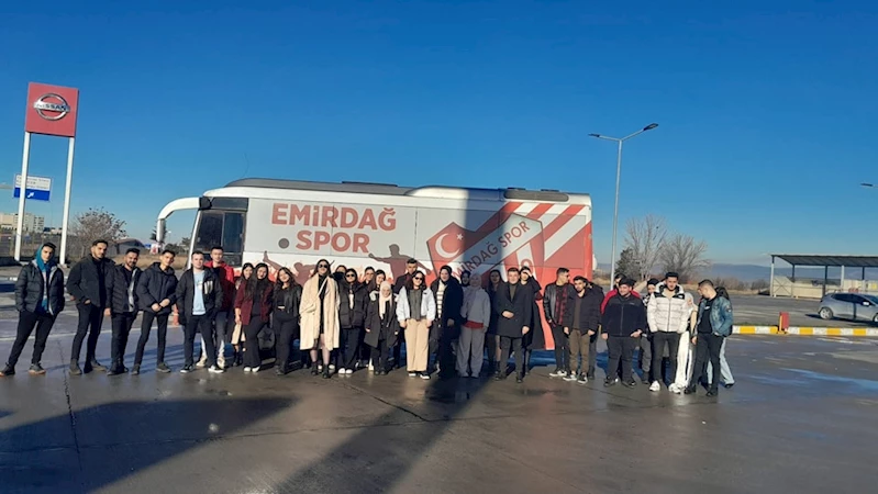 Belediye Başkanımız Serkan Koyuncu Üniversiteli Gençleri Eskişehir’e Geziye Gönderdi