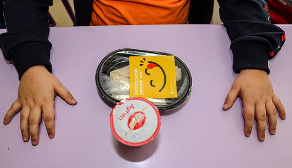 İlkokul Öğrencilerine Sıcak Öğle Yemeği Çankaya