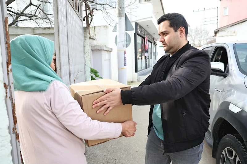 Ramazan ayında yardım kolileri ihtiyaç sahiplerine ulaşıyor
