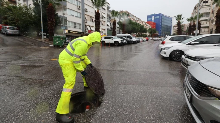 İzmir’de metrekareye 58,5 kilogram yağış düştü