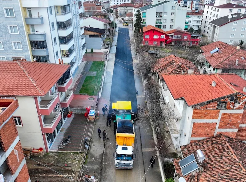 Cadde ve Sokaklarımızı Hemşehrilerimize Yakışır Konfora Kavuşturmak İçin Çalışıyoruz.