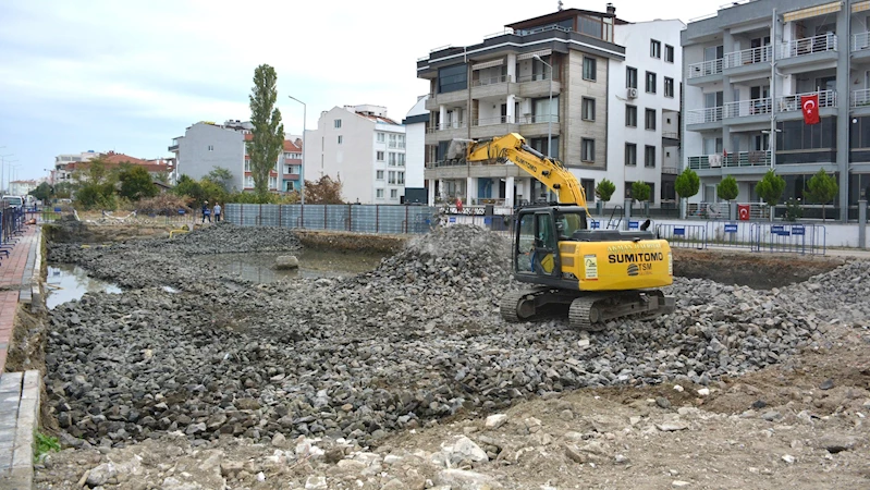 KREŞ VE GÜNDÜZ BAKIM EVİ ÇALIŞMALARI DEVAM EDİYOR