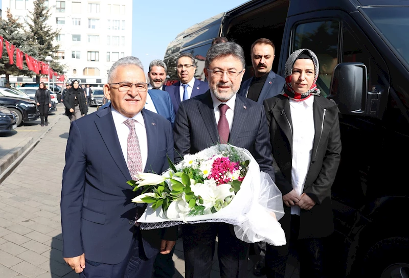 Tarım ve Orman Bakanı Yumaklı’dan Başkan Büyükkılıç’a Ziyaret