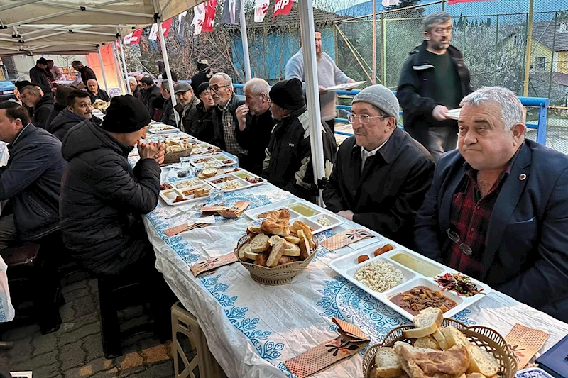 Başkan Vergili İftarda Öğlebeli Mahallesi Sakinleriyle Bir Araya Geldi