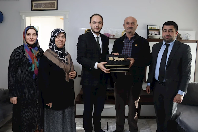 İZMİT BELEDİYESİ GAZİ ZİYARETLERİNE DEVAM EDİYOR