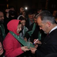 Başkan Aktaş, sahuru gençlerle yaptı