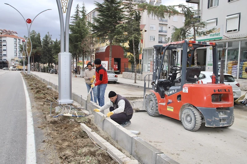 Söz Verdiğimiz Gibi  Elmalı İçin Çalışıyoruz