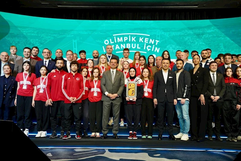 ‘OLİMPİK KENT İSTANBUL İÇİN TAM YOL İLERİ’ SUNUMUNDA KONUŞTU