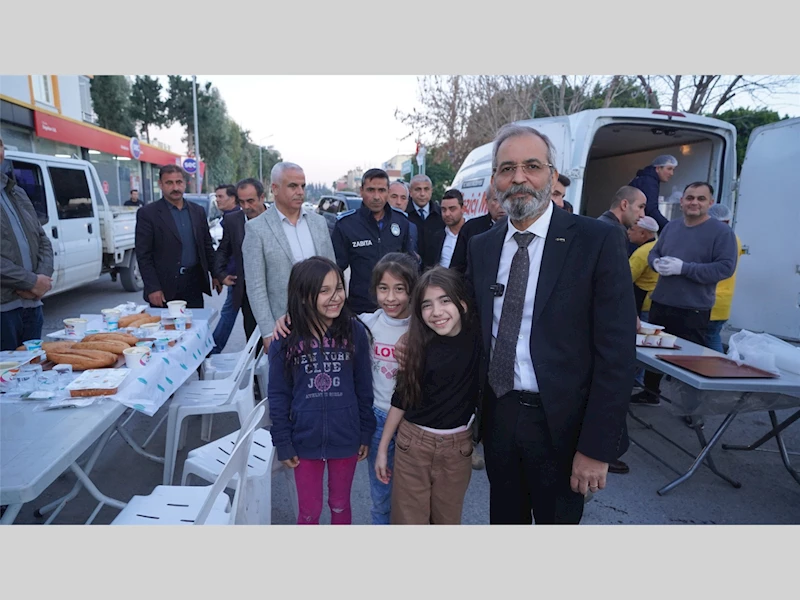 BAŞKAN BOZDOĞAN, MAHALLE İFTARLARINDA HEMŞEHRİLERİYLE BULUŞUYOR!