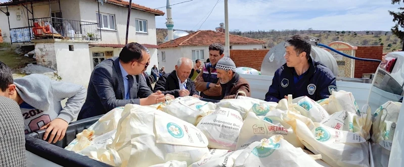 Büyükşehir, Gördesli Üreticileri Desteklemeye Devam Ediyor