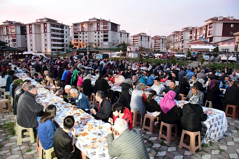 Başkan Vergili İftarda Belen Mahallesi Sakinleriyle Bir Araya Geldi