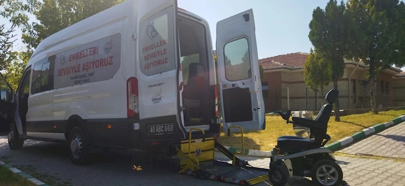 KIRŞEHİR BELEDİYESİ, ENGELLİ ARAÇLARININ BAKIM VE ONARIMINI YAPMAYA DEVAM EDİYOR