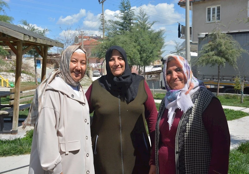 Başkan Seyhan KILINÇARSLAN, Arazi Çalışmalarını Yerinde İnceleyerek Vatandaşların Taleplerini Dinledi