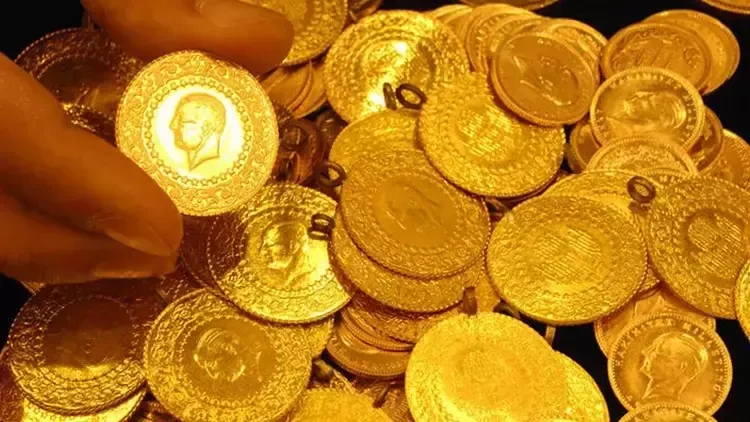 Dolar Güçlendi, Altın Geri Adım Attı
