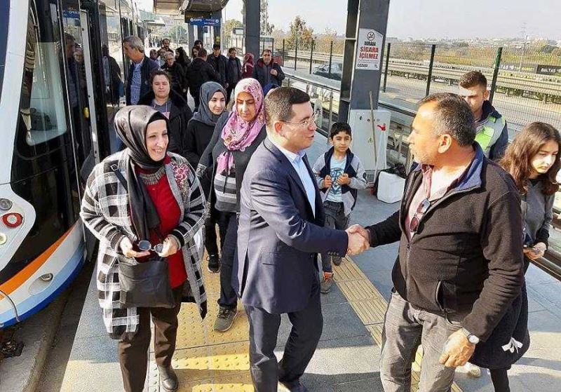 “Aksu tramvayında bir Başkan!”