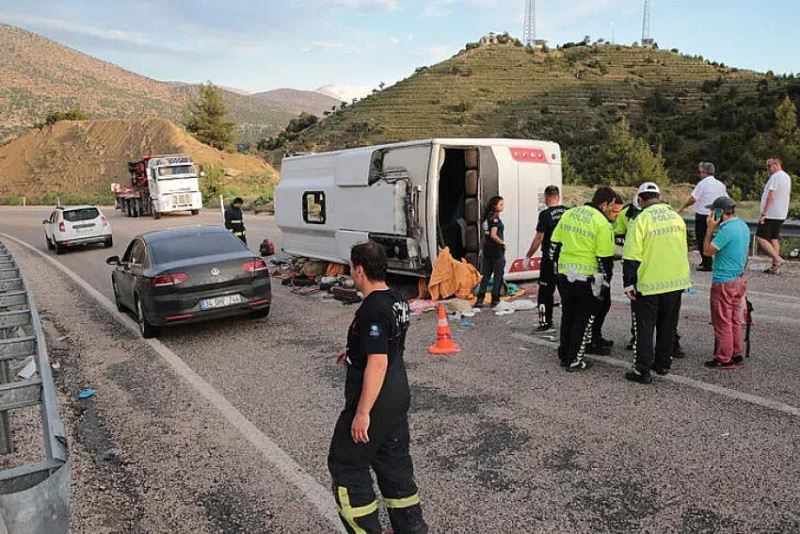 Korkuteli’nde korkunç kaza!