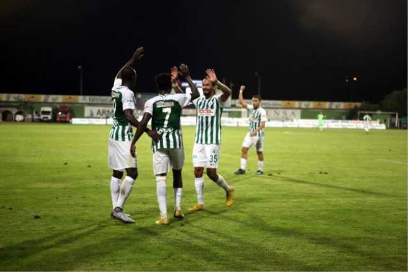 Giresunspor Evinde Eskişehir